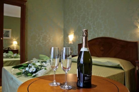 Trevi Qq Bed & Breakfast Rom